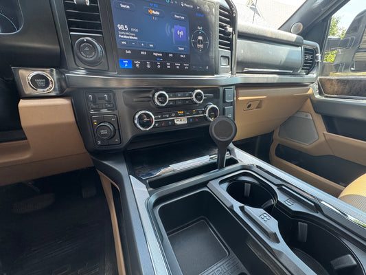 2023+ Ford Super Duty MagSafe Car Charging Stand