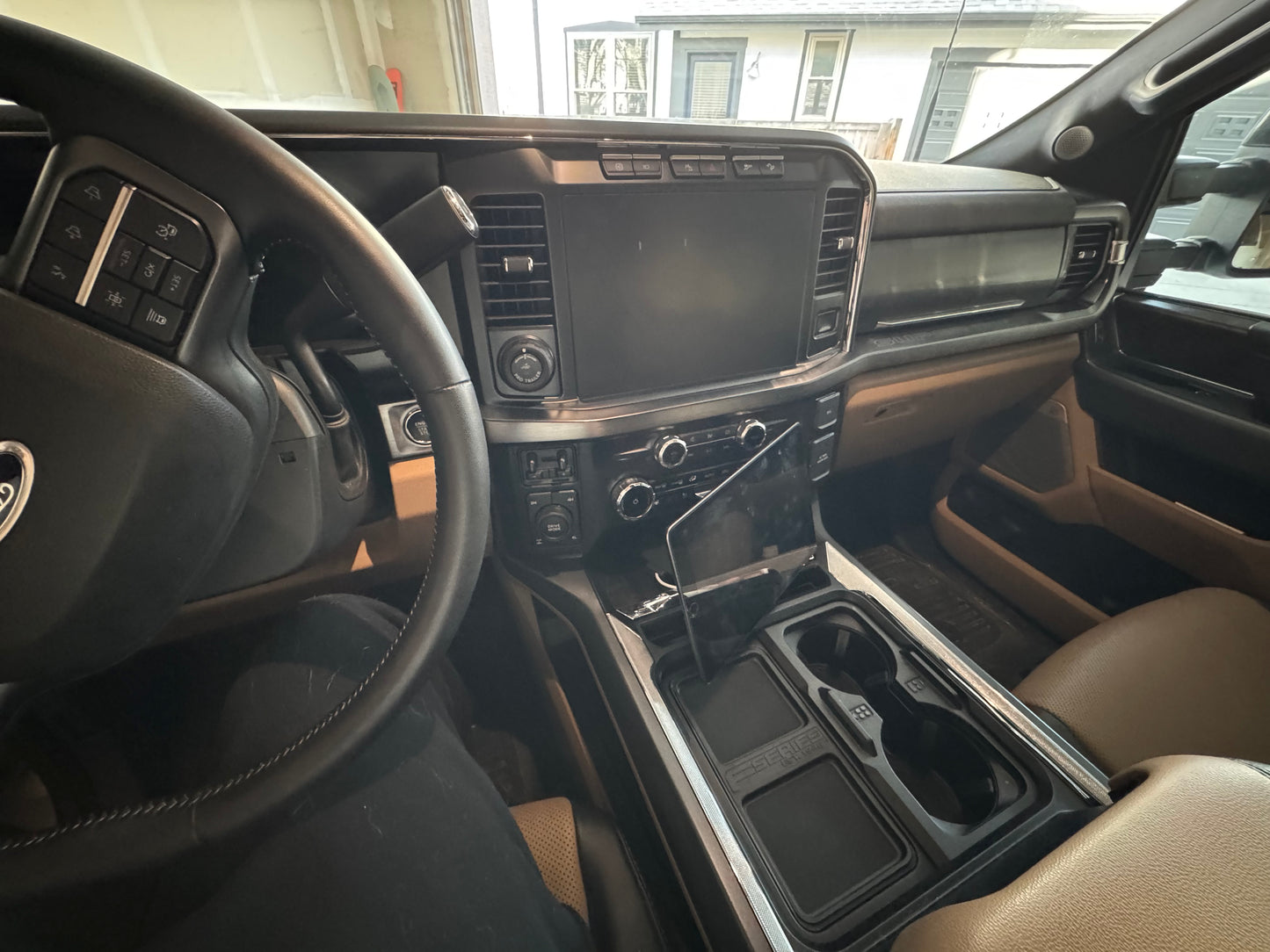 2023+ Ford Super Duty iPad Magnetic Stand