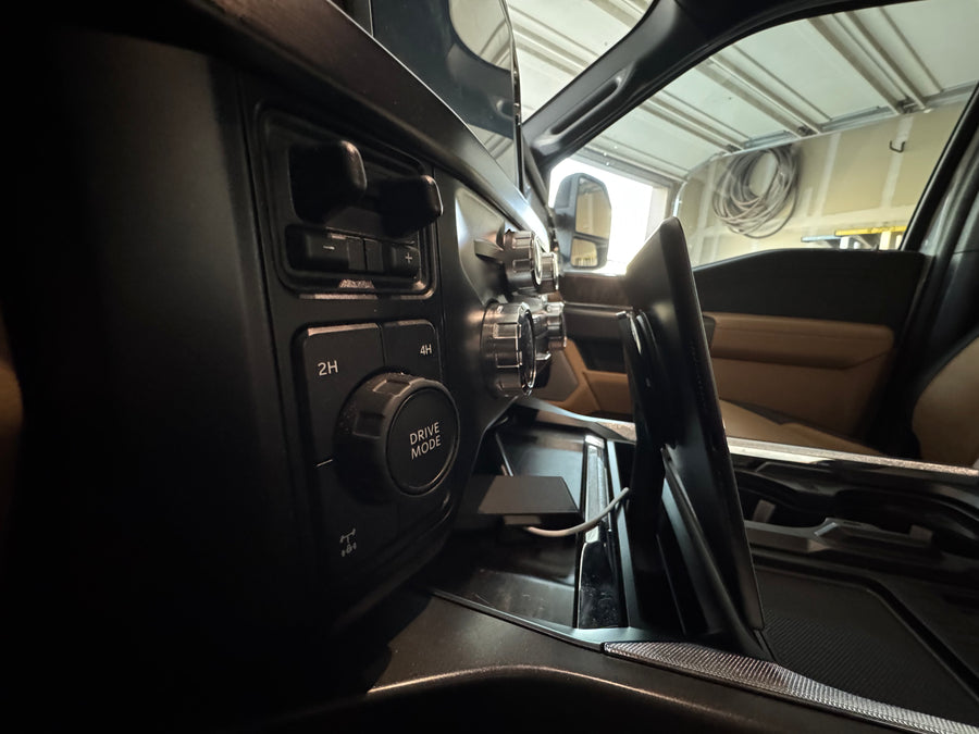 2023-2027 Ford Super Duty F-250 F-350 iPad Mount — Magnetic Center Console Stand